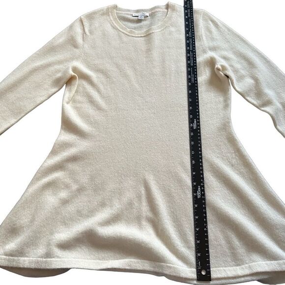 Isaac Mizrahi- 100% Cashmere Cream Ivory Peplum Long Tunic Sweater, Size Medium - Picture 9 of 10
